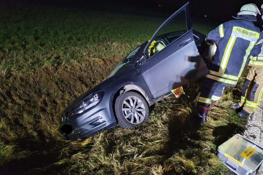 Seitenlage bei Danndorf – hier endete eine Autofahrt abrupt.