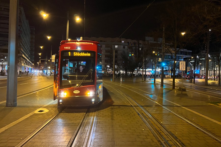 Rund eine Stunde mussten sich Passagiere in Braunschweig gedulden.