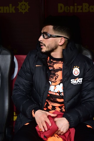 Nach seinem Unfall stand Omar Elabdellaoui erstmal wieder im Kader bei Galatasaray Istanbul.