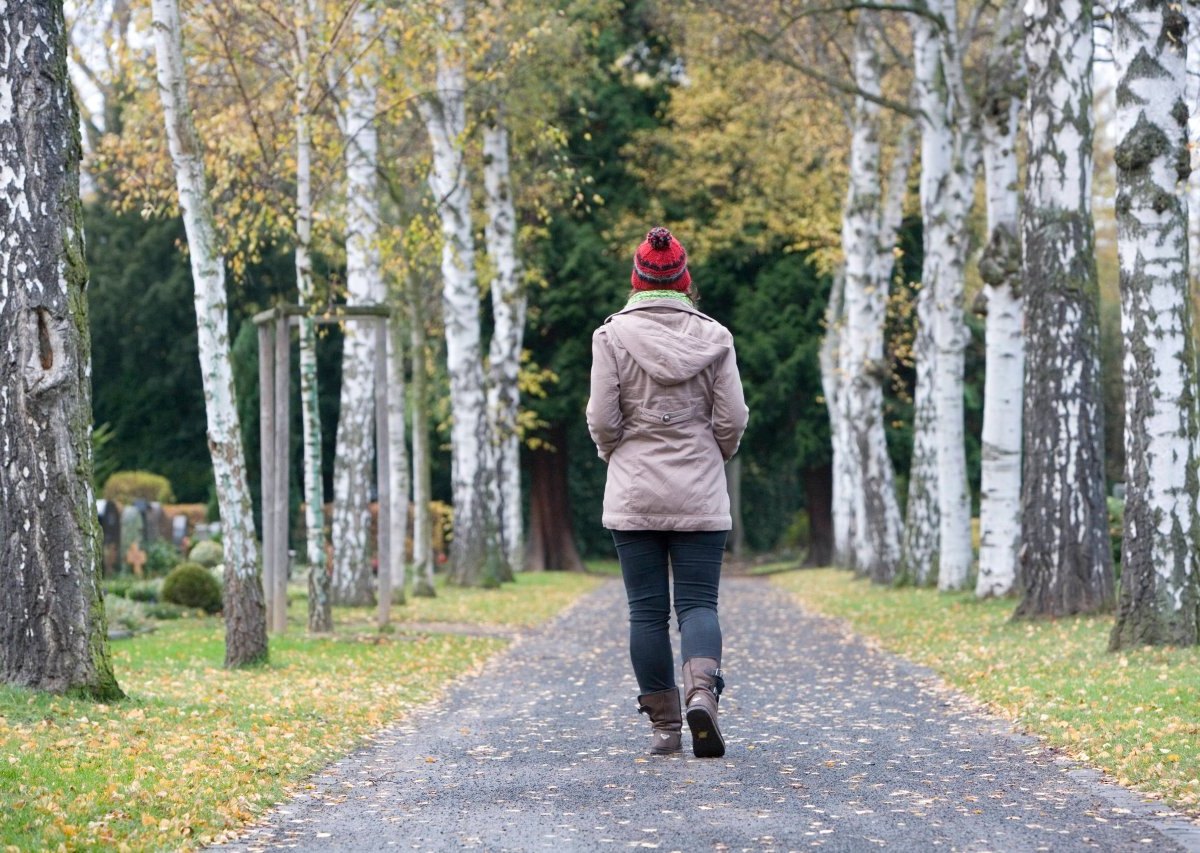 Frau im Park Salzgitter