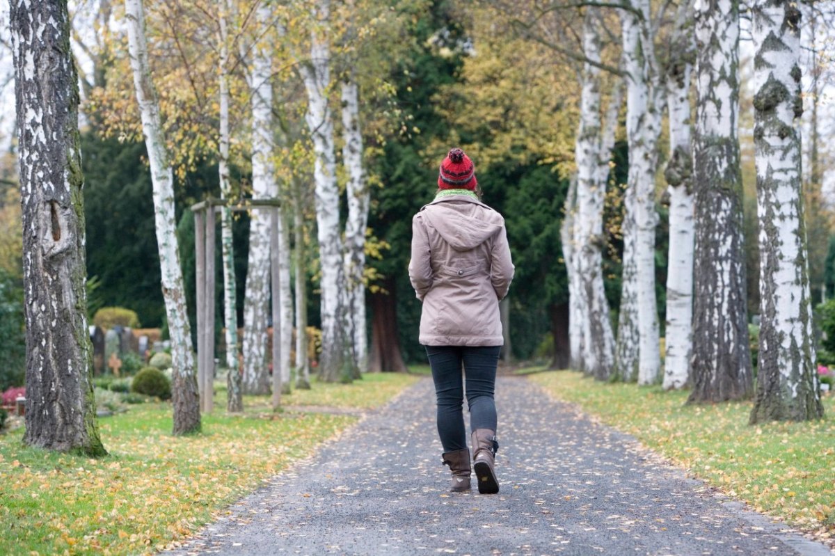 Frau im Park Salzgitter