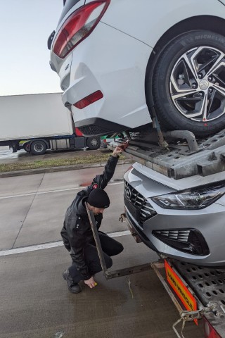 Die Messung ergab: Überlänge! Damit endete seine Fahrt auf der A2 bei Peine vorerst. 