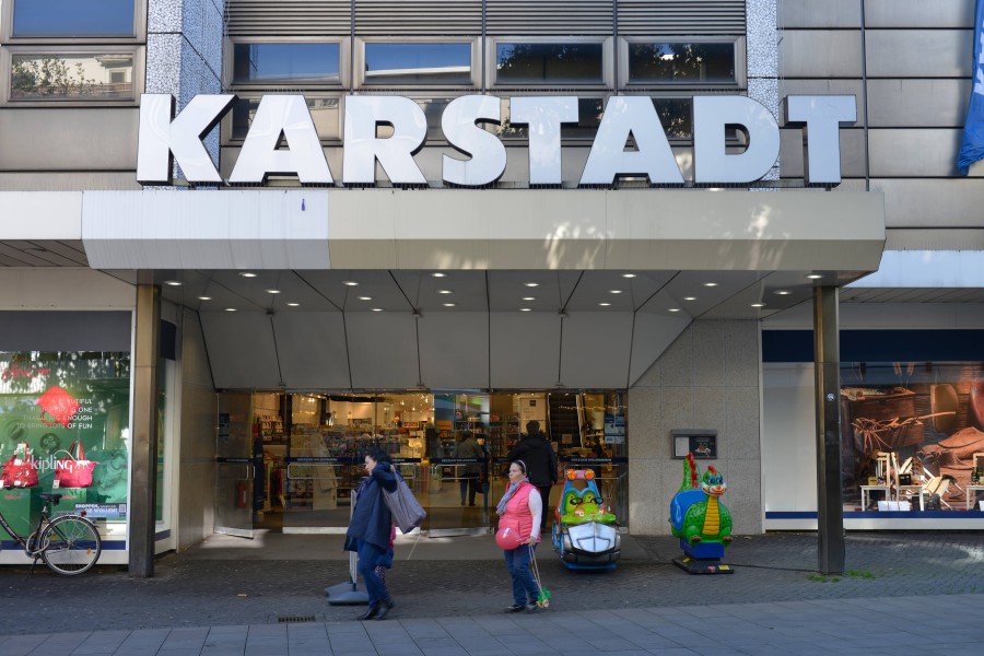 Eine Abteilung bei Karstadt in Braunschweig ist schon bald Geschichte. (Archivbild)