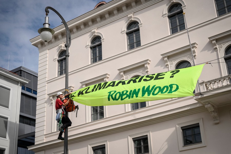 Aktivisten von Robin Wood werden am Sonntag (20. März) im Harz protestieren. (Archivbild)
