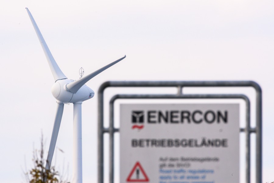 Die Steuerung mehrerer Tausend Windräder der Firma Enercon ist seit vergangene Woche gestört. (Archivbild)