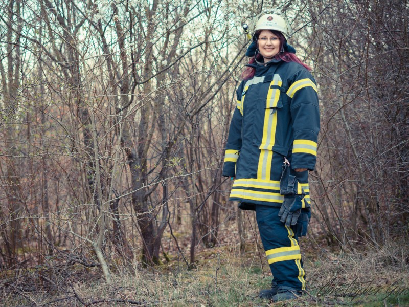 Viktoria Vollhardt aus Ilsede ist Mutter und  Feuerwehrfrau aus Leidenschaft.