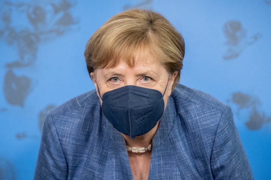 Bundeskanzlerin Angela Merkel und die Ministerpräsidenten beraten am Dienstag erneut über die Corona-Politik. 