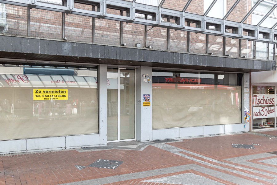 Auch das Geschäft neben dem Schuhhaus Rose in Salzgitter steht leer. 