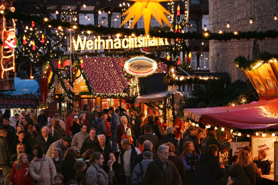 So kennt man Braunschweigs Innenstadt zur Vorweihnachtszeit. In diesem Jahr bietet sich aufgrund der Corona-Pandemie ein anderes Bild. (Archivbild)
