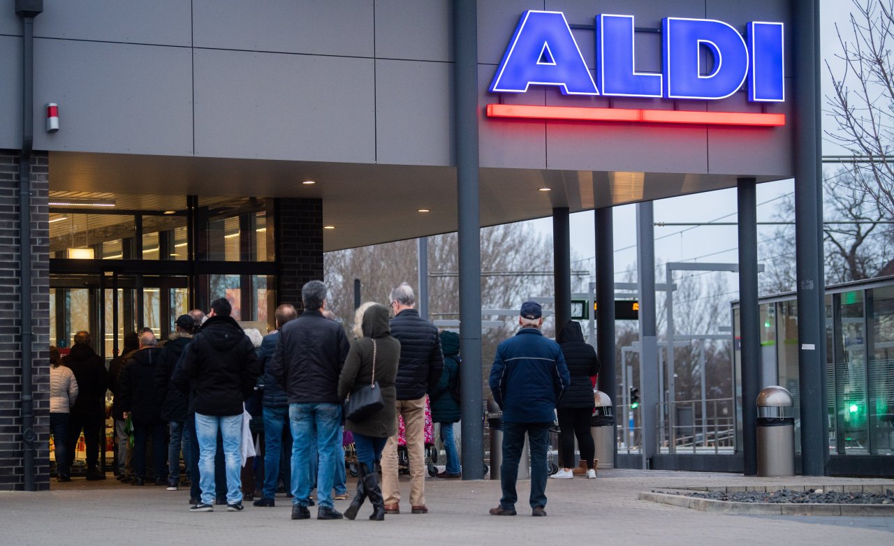 Aldi in Hannover Irrer Run auf DIESES KultProdukt! news38.de