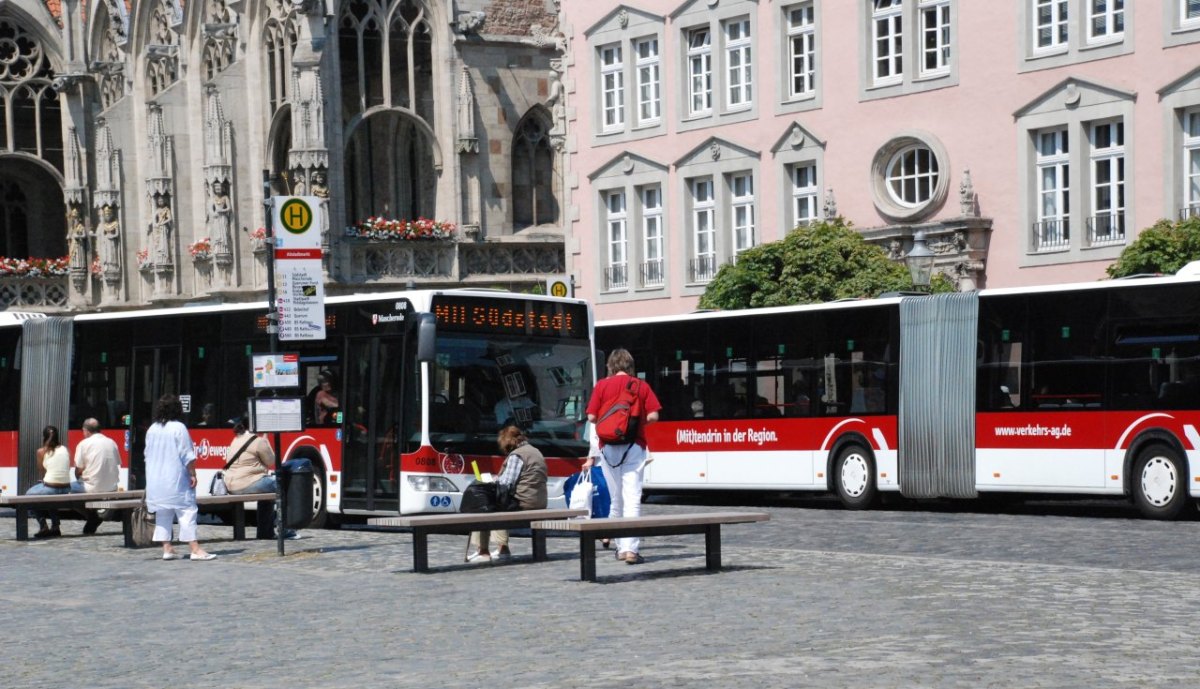 Altstadtmarkt Busse Bus Verkehrs-GmbH
