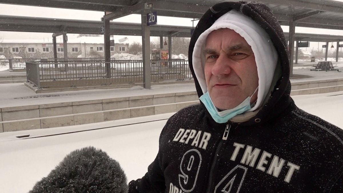 Andreas harz zug bahnhof halbesteradt schnee winter abellio