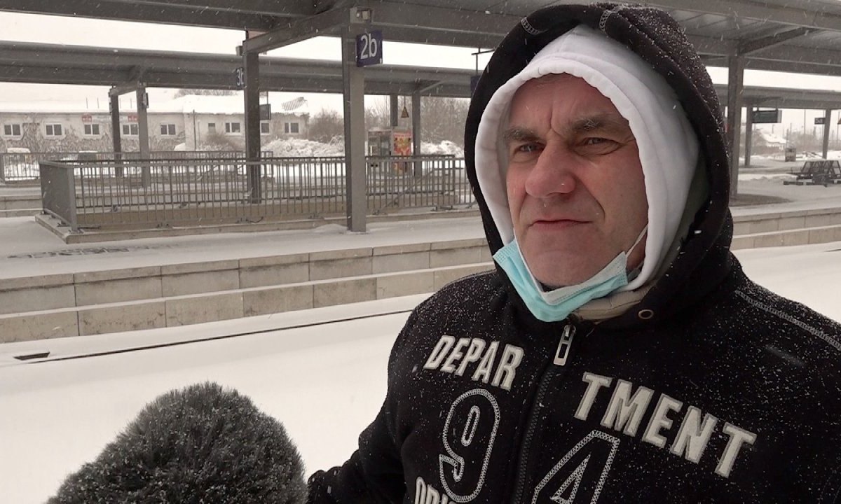 Andreas harz zug bahnhof halbesteradt schnee winter abellio