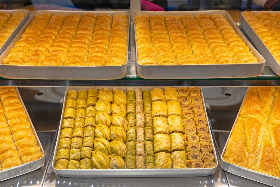 Auch baklava gibt es im Knabber-Café. (Symbolbild)