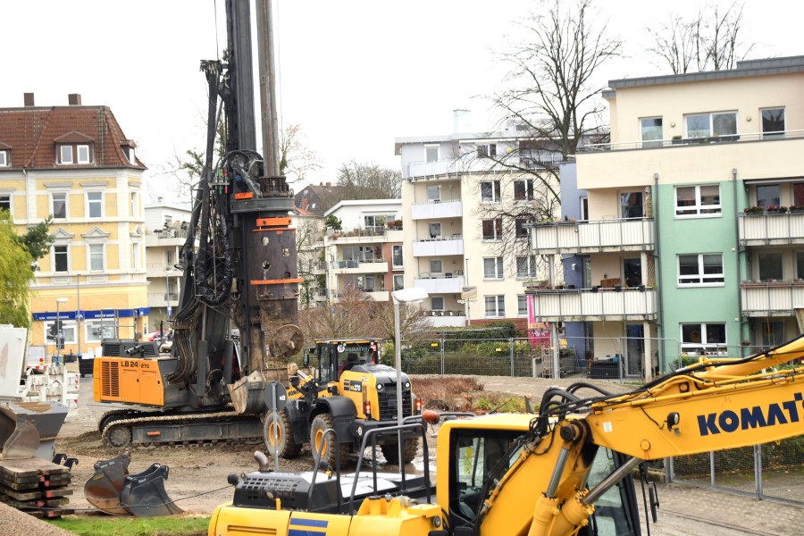 Der Mega-Bohrer steht im Gebhard-von-Borthfelde-Weg in Braunschweig. 