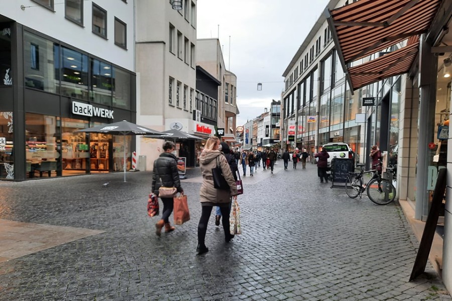 Die Braunschweiger Innenstadt am Montagmittag. Noch ist sie nicht übermäßig voll. 