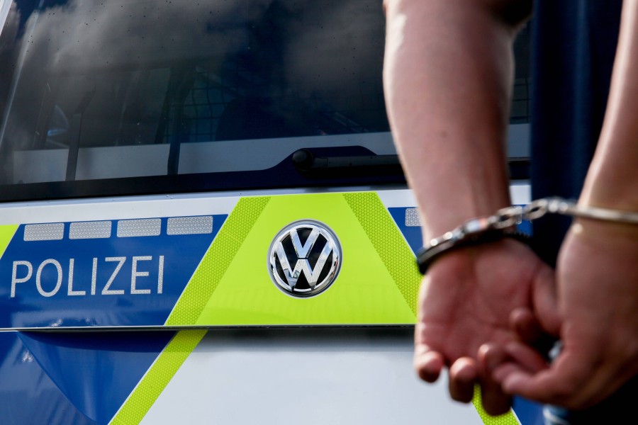 Die Polizei hat den mann festgenommen.  (Symbolfoto)