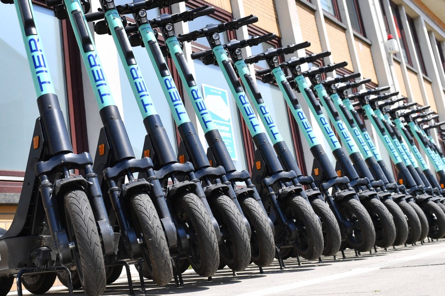 Gibt es bald Ladesäulen für die E-Scooter von Tier? (Symbolbild)