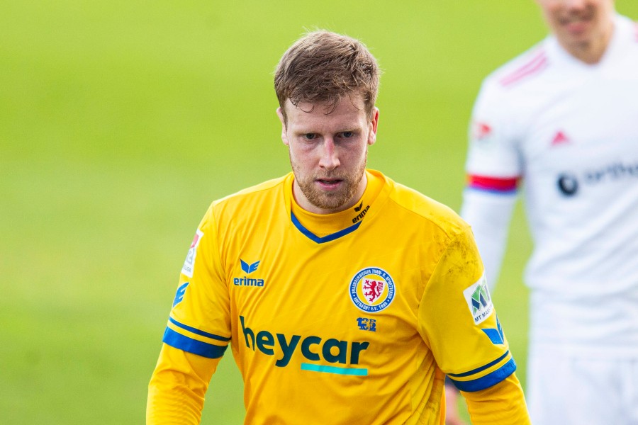 Brian Behrendt von Eintracht Braunschweig fällt mehrere Wochen aus. 