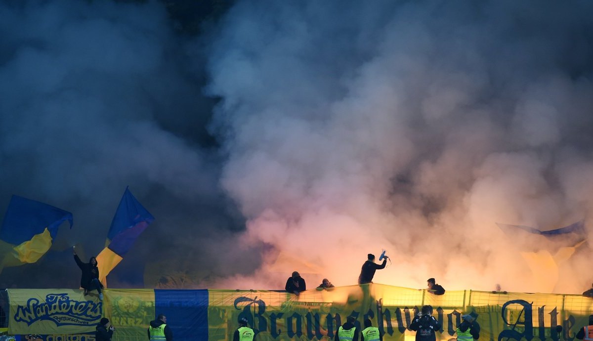 Eintracht Braunschweig Hannover Rivalität.jpg