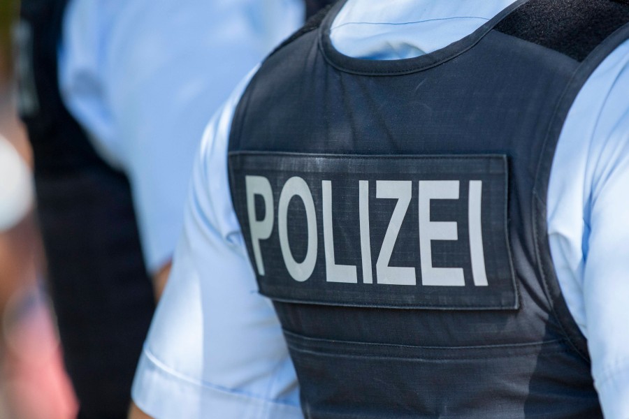 Die Bundespolizei in Hannover brachte den Mann direkt ins Gefängnis. (Symbolbild)