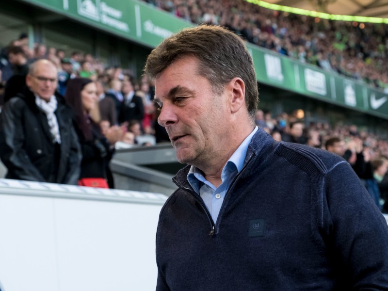 VfL-Trainer Dieter Hecking: Allmählich dürfte es ungemütlich für ihn werden.