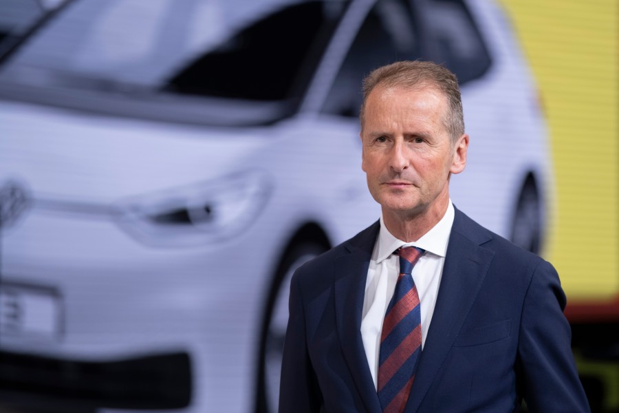 VW-Boss Herbert Diess wird seinen China-Posten abgeben müssen. (Archivbild)