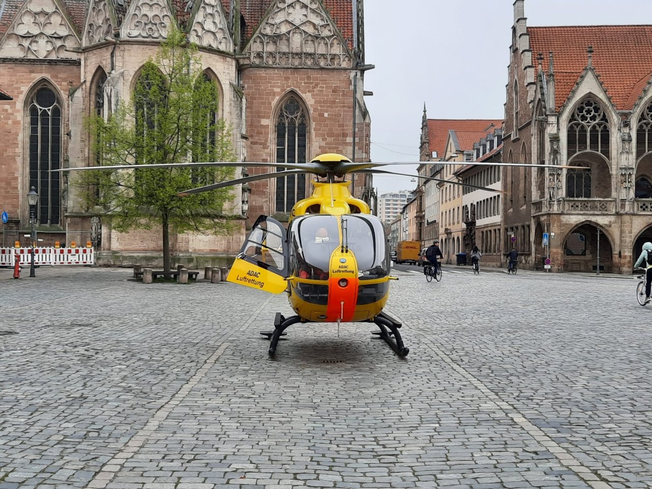 Braunschweig Hubschrauber landet in der Stadt! Das steckt dahinter
