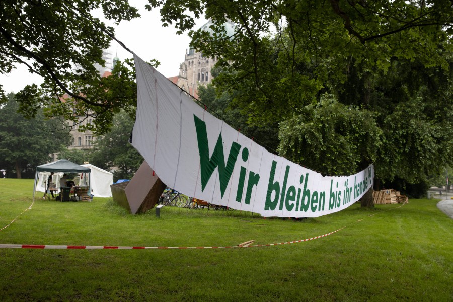 Im Juli hat das Klima-Camp mit den Protesten am Neuen Rathaus in Hannover begonnen. (Archivbild)