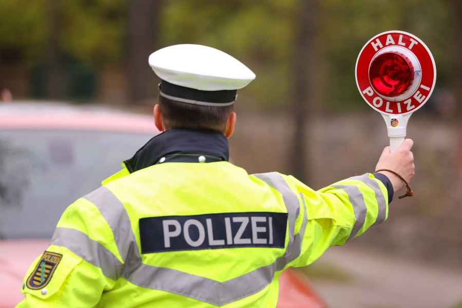 Diese Spritztour vermieste einer frischgebackenen 18-Jährigen ihren Geburtstag. Denn die Polizei Wolfenbüttel machte ihr ein Horror-Geschenk. (Symbolbild)