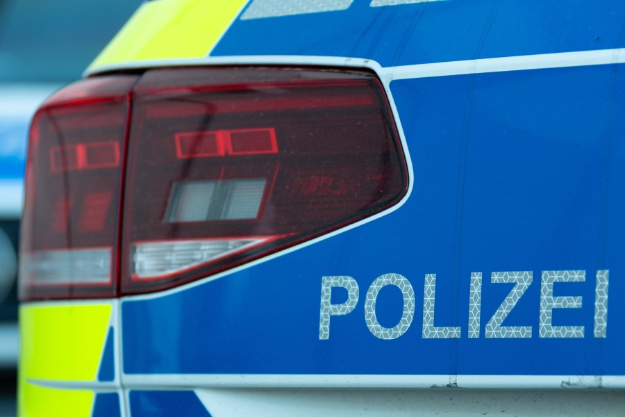 Die Polizei Hannover bittet nach dem Raub in der Südstadt um Hinweise von Zeugen. (Symbolfoto)