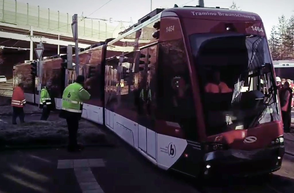 Straßenbahn.jpg