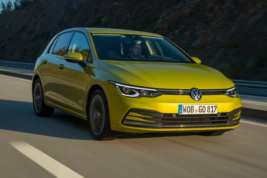 Der VW Golf macht noch immer das Rennen bei den Neuzulassungen. Doch eine Nachricht ist bitter für den Konzern. 