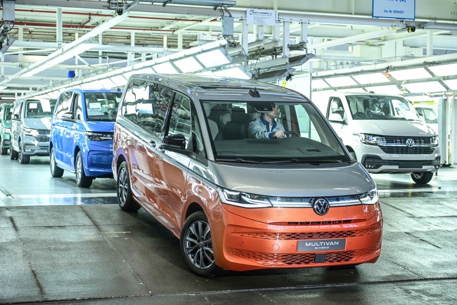 Auch der VW T7 Multivan ist betroffen. (Archivbild)