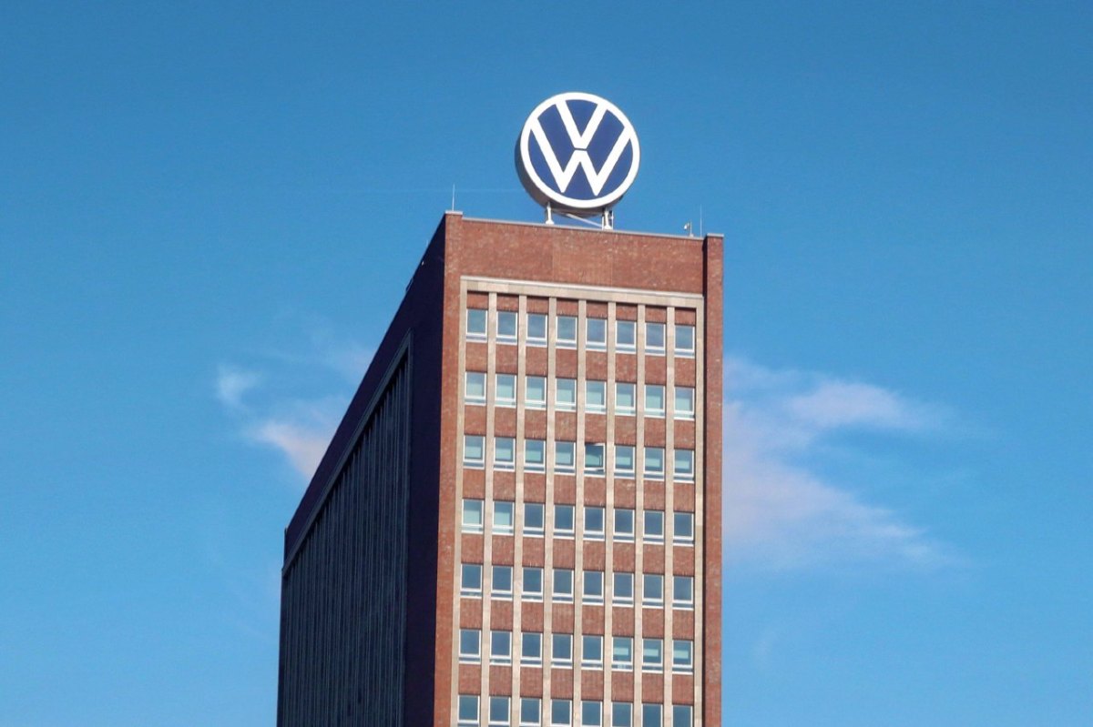 VW Logo.jpg