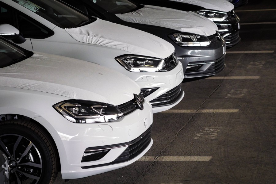 Dreiste Diebe haben Räder und Felgen von VW-Mitarbeitern gestohlen – und das, obwohl die Autos in VW-Parkhäusern abgestellt waren. (Symbolfoto)