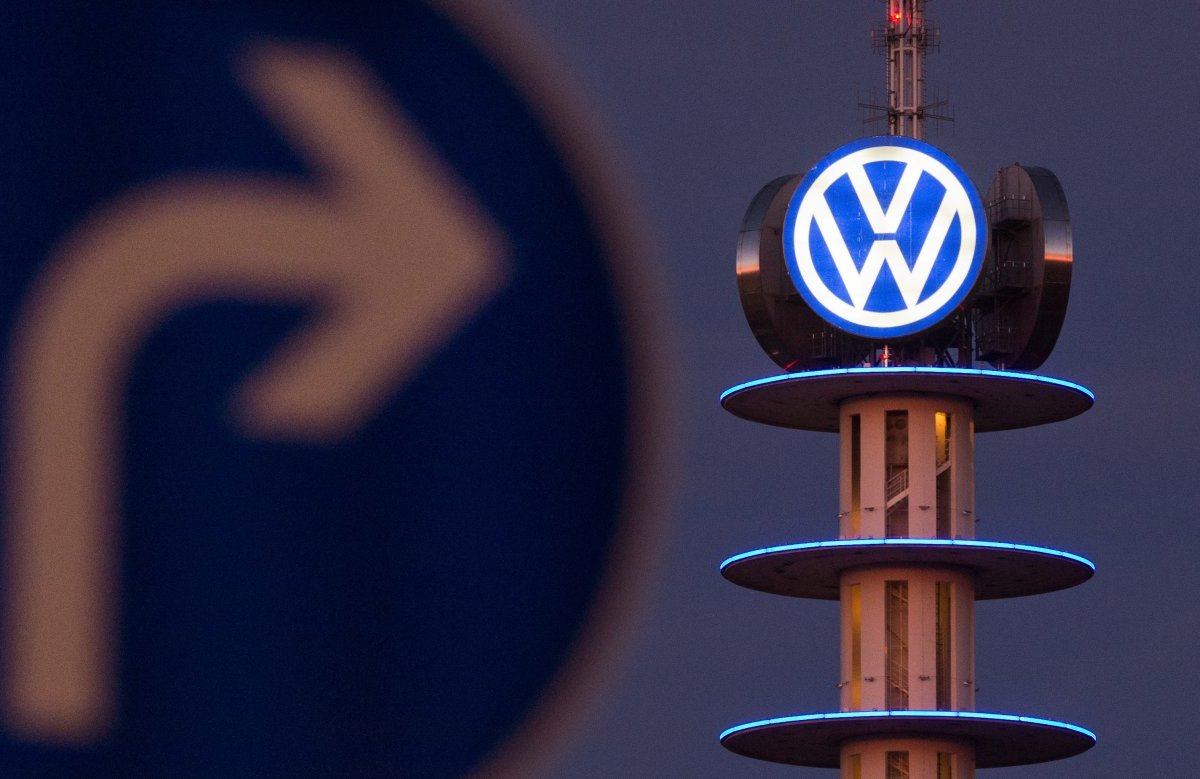 VW Volkswagen Logo