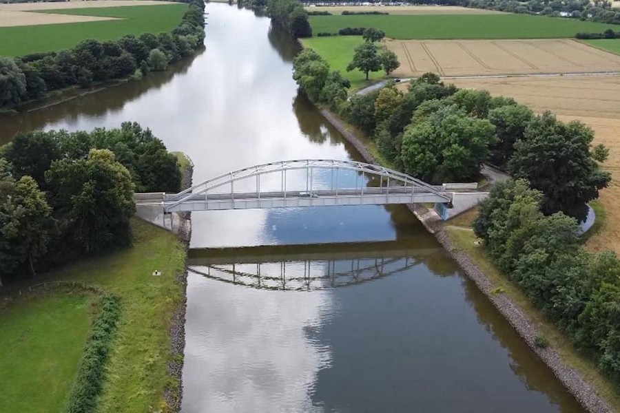 An dieser Stelle in der Weser ist die 19-Jährige tot aufgefunden worden.