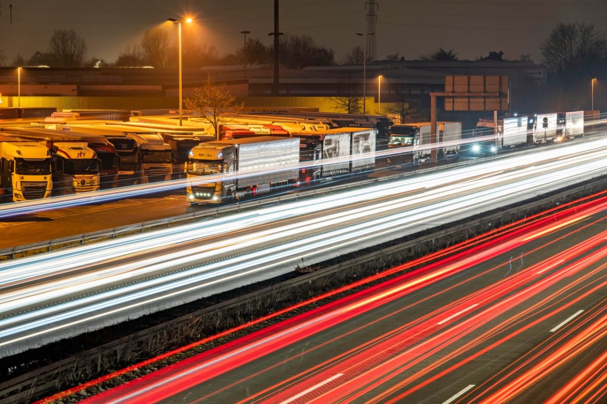 a2 autobahn lehrte hannover lkw raststätte see nord