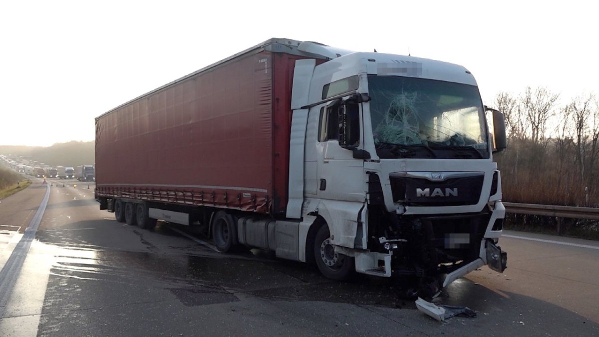 a2 lkw unfall helmstedt marienborn