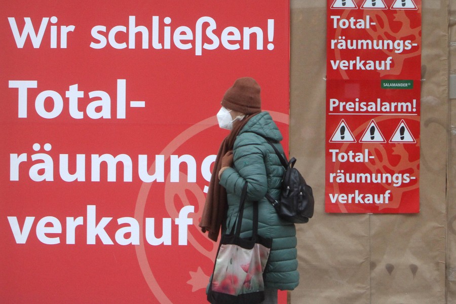 Immer wieder sieht man die Räumungsverkauf-Schilder in Braunschweig und weiteren Städten.