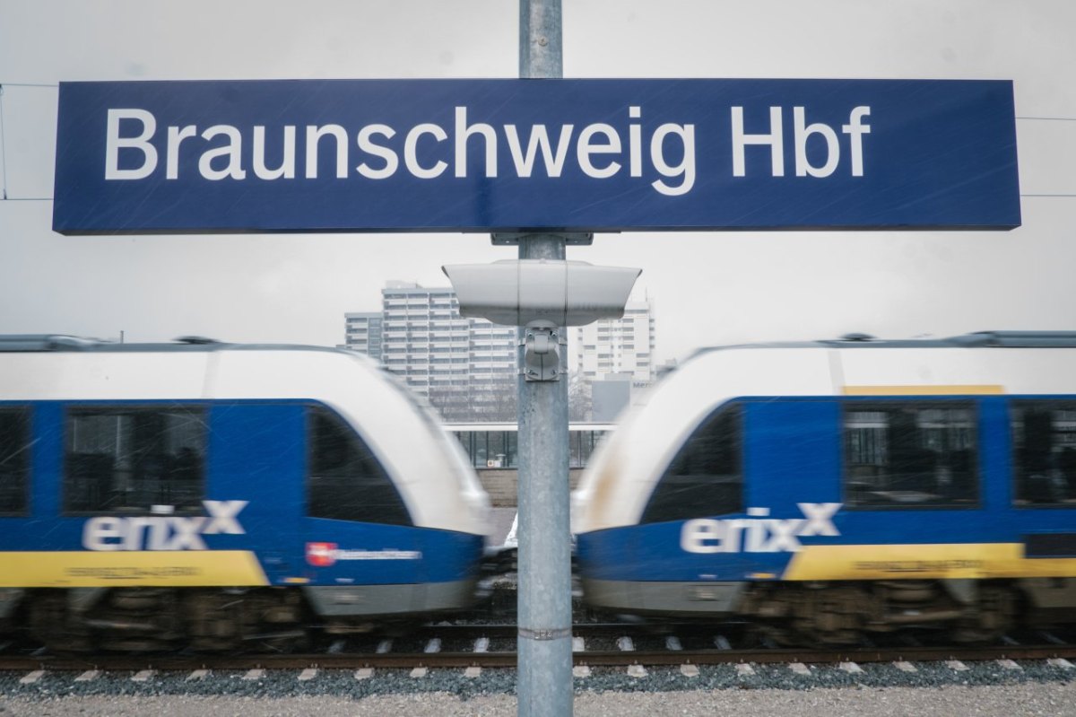 braunschweig bahnhof hauptbahnhof uhr erixx