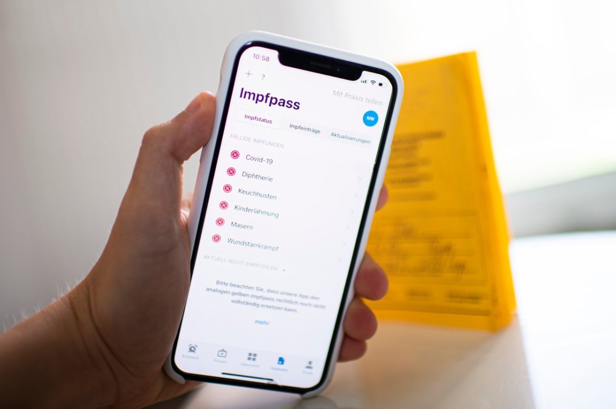 digitaler impfpass smartphone.jpg