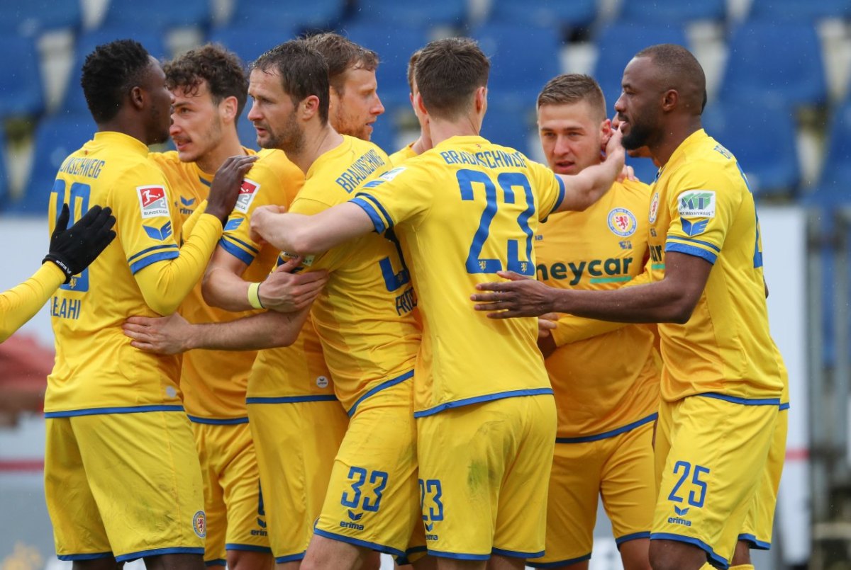 eintracht braunschweig brian behrendt