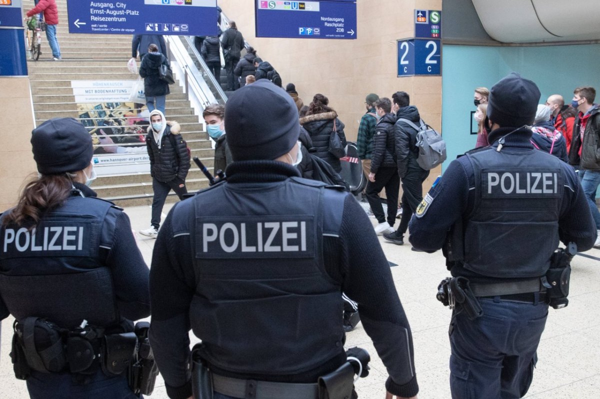 hannover hauptbahnhof.jpg