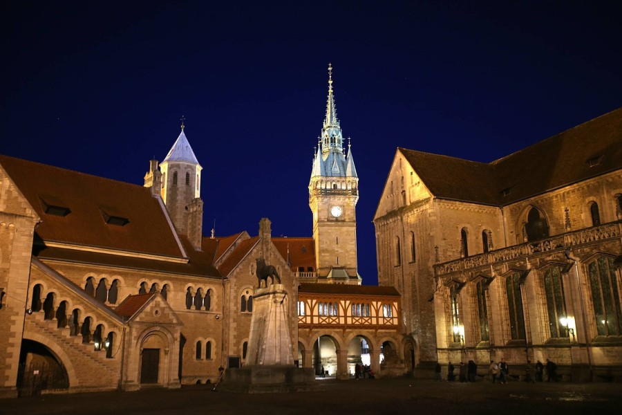 Normalerweise ist Braunschweig nachts hell beleuchtet. Doch am Samstagabend gegen um 20.30 Uhr für eine Stunde die Lichter aus! (Archivbild)