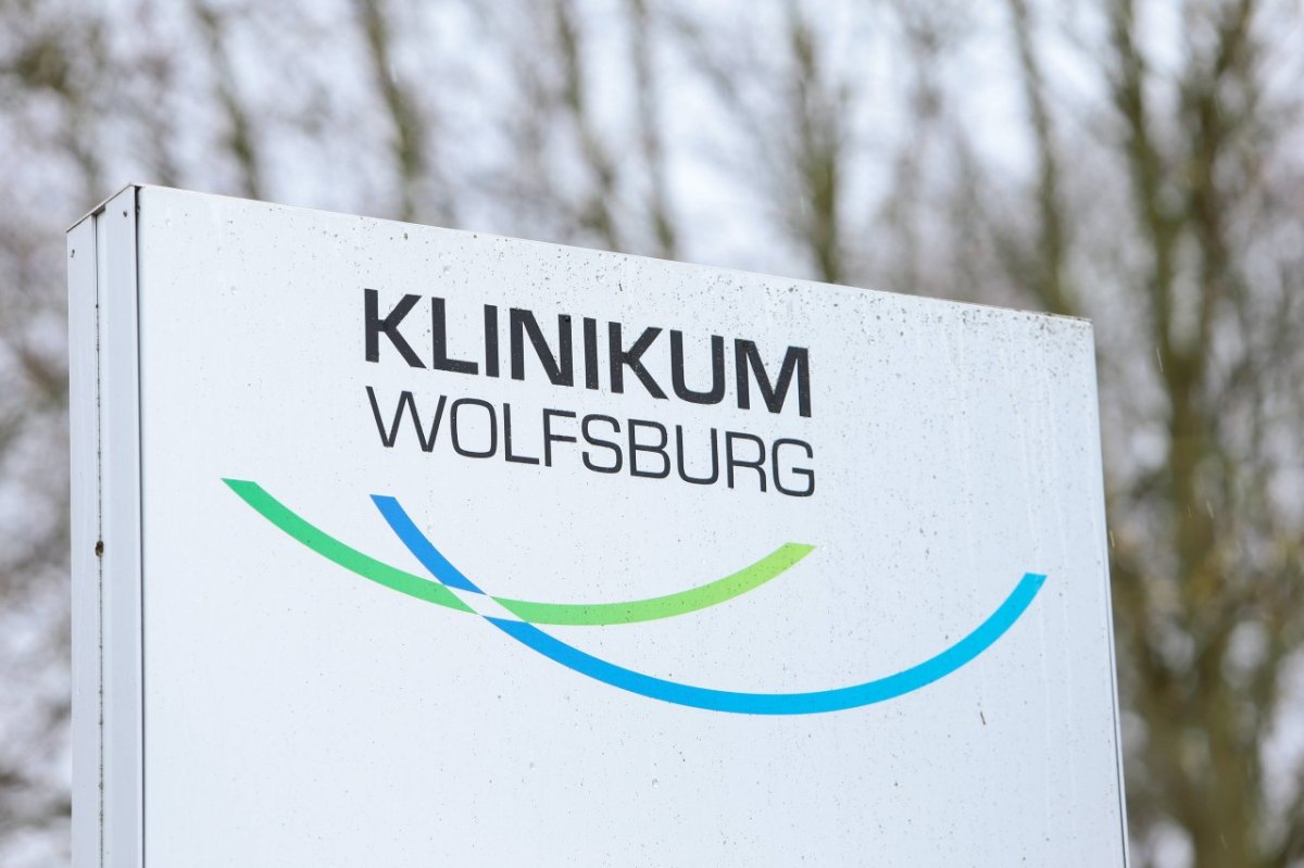 klinikum Wolfsburg schild