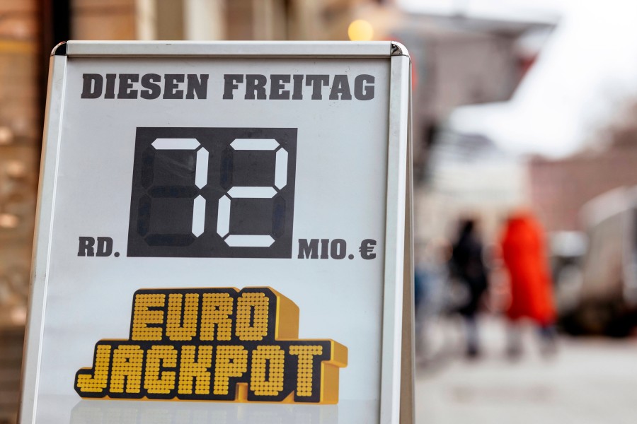 Lotto in Niedersachsen: Die zwei Glückspilze haben saftige Gewinne kassiert. (Symbolbild)