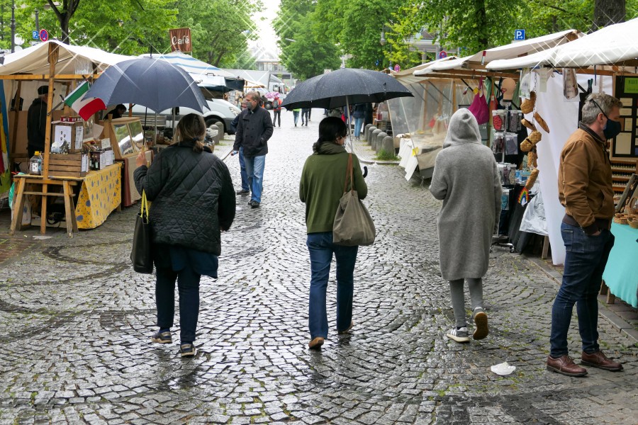 Die Stadt Braunschweig hat für Donnerstag vorsichtshalber die Wochenmärkte abgesagt. (Symbolbild)