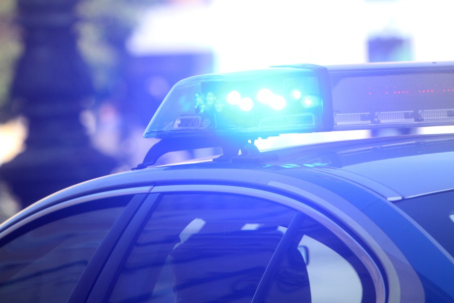 Wolfsburg: Die Polizei zum Einsatz, weil eine Frau betrunken Auto gefahren ist. (Symbilbild) 